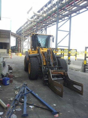 รถตักล้อยางวอลโว่ Volvo Wheel Loader L60Fปี2014 ใช้งานน้อยเทียบเท่า Komatsu WA300 รถตักล้อยางวอลโว่ Volvo Wheel Loader L60Fปี2014 ใช้งานน้อยเทียบเท่า Komatsu WA300