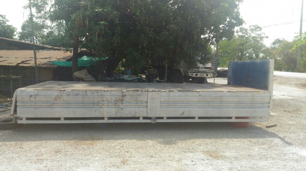 กะบะ เดิมใส่รถ 10 ล้อฟูโซ่ กระบะยาว 6.00 เมตร ขอบสูง .80 ซม.