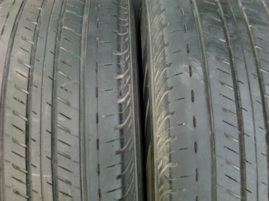 ยางบริสโตน215/70/15ปี10 =ชุด 2400บาท