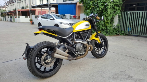 ขาย Ducati Scrambler ปี 2015 ใหม่มาก ไมล์ 5,xxx แต่งเต็ม