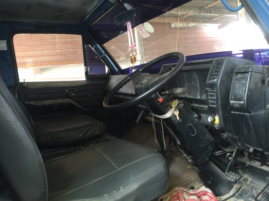 Isuzu npr115 ห้างแท้ตัวแรก Fหลัง หน้า เกียร์ยาว พร้อมหาวไฮดรอลิคขึ้นรถเกี่ยว Isuzu npr115 ห้างแท้ตัวแรก Fหลัง หน้า เกียร์ยาว พร้อมหาวไฮดรอลิคขึ้นรถเกี่ยว