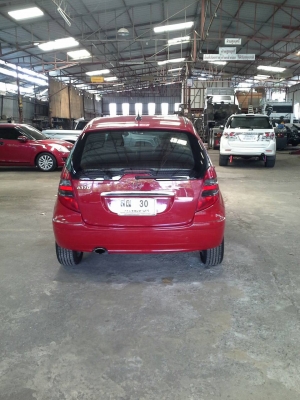 ขายรถยนต์ ขายรถยนต์