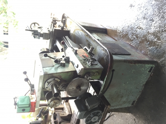 เครื่องกลึงอังกฤษยาวทั้งตัว5ฟุตใช้งานได้3.5ไฟบ้านถอดคอม้าได้กลึงงานมอเตอร์ไซด์ดีมากๆ เครื่องกลึงอังกฤษยาวทั้งตัว5ฟุตใช้งานได้3.5ไฟบ้านถอดคอม้าได้กลึงงานมอเตอร์ไซด์ดีมากๆ