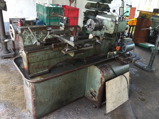 เครื่องกลึงอังกฤษยาวทั้งตัว5ฟุตใช้งานได้3.5ไฟบ้านถอดคอม้าได้กลึงงานมอเตอร์ไซด์ดีมากๆ เครื่องกลึงอังกฤษยาวทั้งตัว5ฟุตใช้งานได้3.5ไฟบ้านถอดคอม้าได้กลึงงานมอเตอร์ไซด์ดีมากๆ