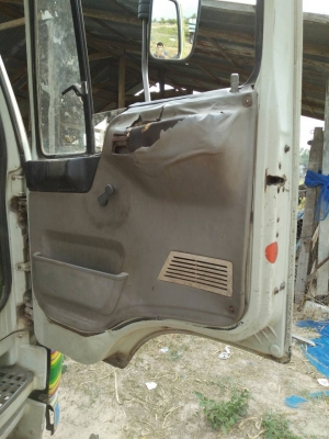 ขายด่วน HINO FF3H เครื่อง195 กระบะยาว7.30 คัชชีสวย เครื่องเกียร์ดี เอกสารเล่มทะเบียนพร้อมโอน