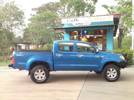 วีโก้สี่ประตู 4x4 เครื่อง 3000 เกียร์ออโต้ขับสี่ ปี 2005 วีโก้สี่ประตู 4x4 เครื่อง 3000 เกียร์ออโต้ขับสี่ ปี 2005