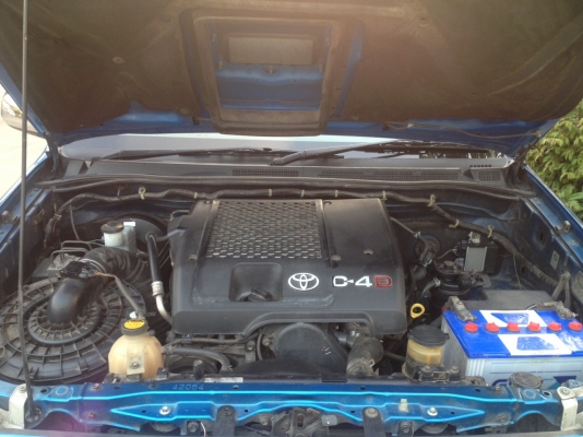 วีโก้สี่ประตู 4x4 เครื่อง 3000 เกียร์ออโต้ขับสี่ ปี 2005 วีโก้สี่ประตู 4x4 เครื่อง 3000 เกียร์ออโต้ขับสี่ ปี 2005