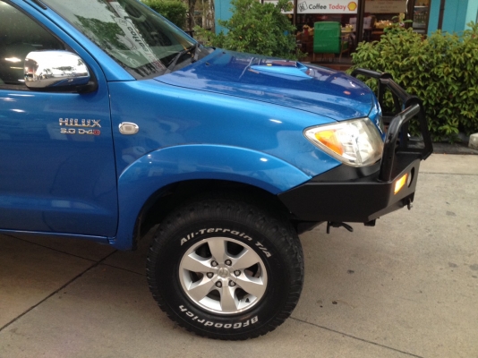 วีโก้สี่ประตู 4x4 เครื่อง 3000 เกียร์ออโต้ขับสี่ ปี 2005 วีโก้สี่ประตู 4x4 เครื่อง 3000 เกียร์ออโต้ขับสี่ ปี 2005