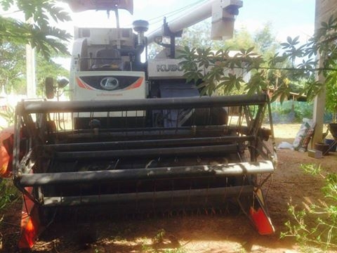 ขายด่วน  ขายรถเกี่ยวคูโบต้า DC 70 g ปี 56  พร้อมโอน  รถบ้านขายเอง