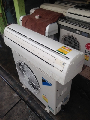 **** ขายแอร์ DAIKIN 18000 BTU สภาพสวย **** **** ขายแอร์ DAIKIN 18000 BTU สภาพสวย ****