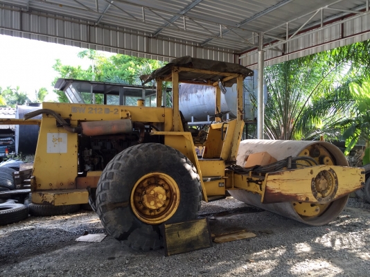 ขายด่วน  เจ้าของขายเอง รถบดล้อเรียบ BOMAG BW 212 D-2