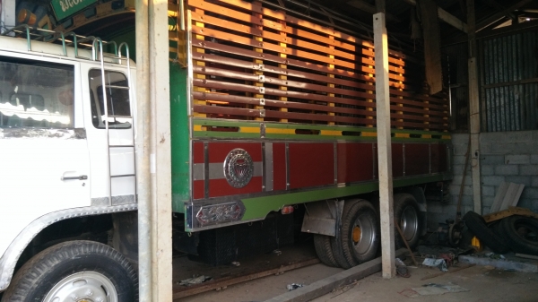 ขายฮีโน่ 10 ล้อ