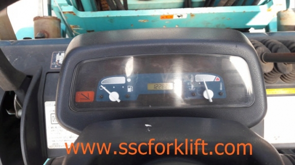 ขายรถยก TOYOTA 7FG25 หนีบกลม