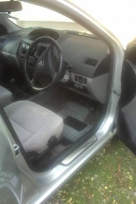 ขายรถเก๋งสภาพพร้อมใช้ปี2005วิออสเกียธรรมดารถใช้ส่วนตัวรถผอ.