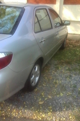 ขายรถเก๋งสภาพพร้อมใช้ปี2005วิออสเกียธรรมดารถใช้ส่วนตัวรถผอ.