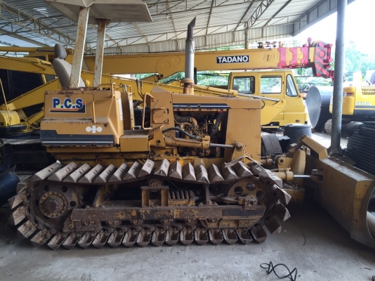 ขายด่วน  รถแทรกเตอร์ ตีนตะขาบ KOMUTSU D-21P ตีนเป็ด