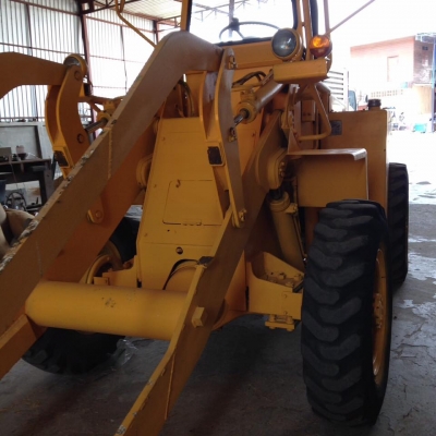 ขายรถตักล้อยาง Mitsubishi WS-3 แขนยาวต่อแขนแล้ว ตักใส่สิบล้อได้ เคริ่องดีปั้มแรง เอวแน่น เบครดี ยางสวย ราคาต่อรองได้