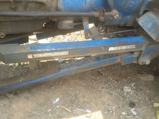 ขายรถไถFORD -6600 (ราคา 325,000บาท)  เลขเครื่อง D4NN 6015 -T5  เลขเกียร์ D2NN-7006-F รถสภาพดีพร้อมใช้งาน อุปกรณ์ครบพร้อม มีใบมีดดันหน้า ผาน7สภาพดีมากพร้อมใช้งาน เครื่องแรงดี ระบบไฮดรอลิกส์ดี  คูณ ชัยยา โทร 081-9972972  089-8451778