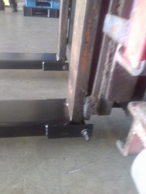 ขายปลอกงาฟอร์คลิฟท์ ขนาด รถ5ตันยาว 2เมตร