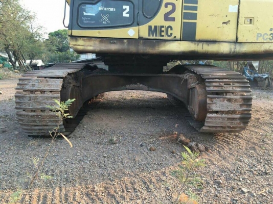 PC300-6 มี 2 คัน รถอยู่ภาคกลาง ไฟฟ้าครบ เอกสารเล่มทะเบียน