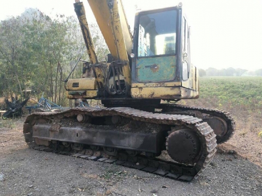 PC300-6 มี 2 คัน รถอยู่ภาคกลาง ไฟฟ้าครบ เอกสารเล่มทะเบียน