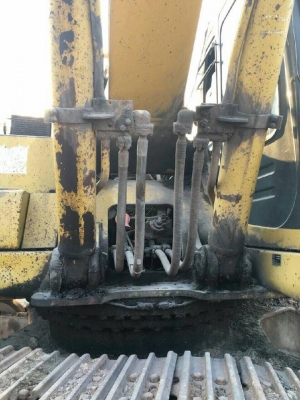 PC300-6 มี 2 คัน รถอยู่ภาคกลาง ไฟฟ้าครบ เอกสารเล่มทะเบียน