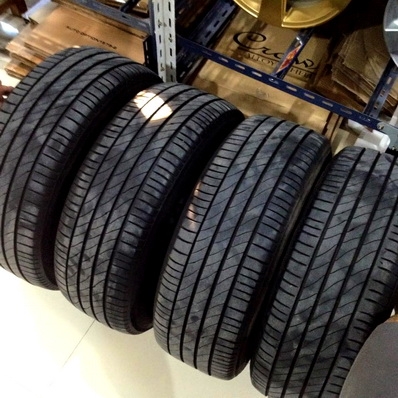 -----------ขายแล้ว----------ยางปี14 มิชลิน 4 เส้น