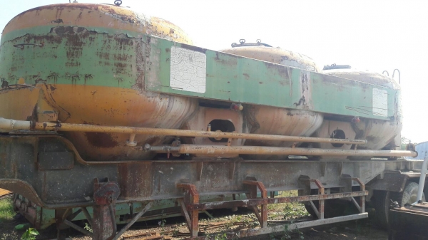 หางพื้้นเรียบ2เพลายาว12เมตรบรรทุกเต้าปูน3ลูกต่ออู่สามมิตรปี38น้ำหนักรวม9.5ตัน