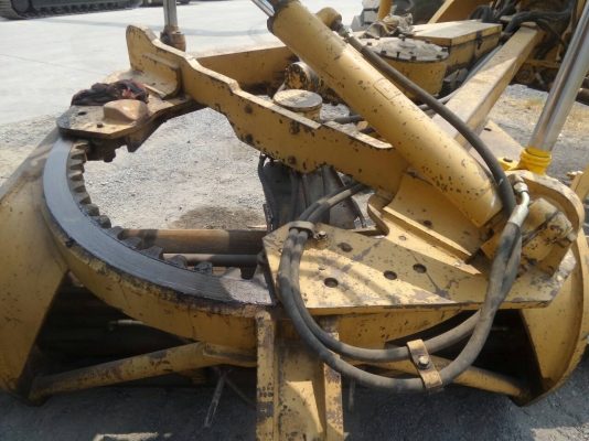 รถเกรด CAT 140G 5MD3795 ไดเร็ค สวยพร้อมใช้ เอกสารเล่มทะเบียน รถเกรด CAT 140G 5MD3795 ไดเร็ค สวยพร้อมใช้ เอกสารเล่มทะเบียน