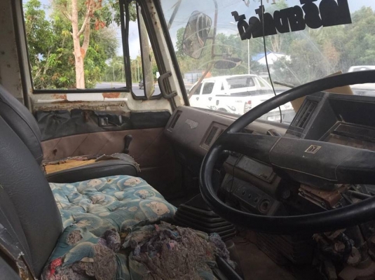 6 ล้อดั้ม 145 แรง ISUZU FSR11H รถห้างแท้เดิมๆ สีเดิม เครื่องเดิม เล่มพร้อม