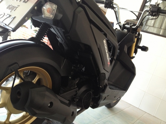 Zoomer-x ตัวTOP โฉมใหม่ สีดำด้าน วิ่ง6000 ปลายปี57 (ของแถม 4 รายการ)