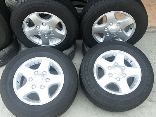 ขายล้อ ISUZU D-MAXขอบ 15 ยาง205/70/15  4 ล้อ