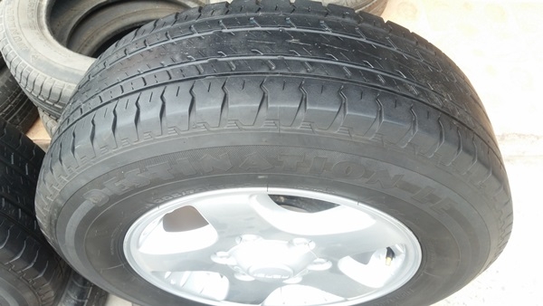 ขายล้อ ISUZU D-MAXขอบ 15 ยาง205/70/15  4 ล้อ