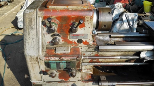 ** Sold ** กลึงยุ่น TAKISAWA TSL-550 ขนาด 4 ฟุตหนักฐานหล่อ เกียร์บล็อค 3 เพลาเด้งเบรค ไฟ 380V. สดนอกมาเทสได้!!