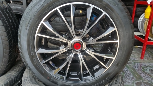 ขายล้อ Samurai  ขอบ15 4รู100-114 พร้อมยาง  4 ล้อ