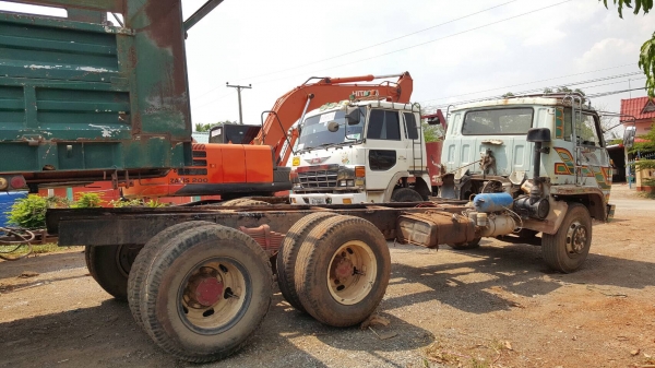 ขาย หัวคัสซี 10 ล้อ เพลาเดียว คัสซีหัวยาว วางหัวจัมโบ้ เครื่อง 6BF1 185 แรงม้า เกียร์ร็อคเสื้อลาย ช่วงล่าง 240 เบรคทิฟฟี่ มีสโลว์กลาง คานหน้าใหญ่ พวงมาลัยพาวเวอร์ ทะเบียนครบพร้อมโอน ราคาต่อรองได้ครับ ขาย หัวคัสซี 10 ล้อ เพลาเดียว คัสซีหัวยาว วางหัวจัมโบ้ เครื่อง 6BF1 185 แรงม้า เกียร์ร็อคเสื้อลาย ช่วงล่าง 240 เบรคทิฟฟี่ มีสโลว์กลาง คานหน้าใหญ่ พวงมาลัยพาวเวอร์ ทะเบียนครบพร้อมโอน ราคาต่อรองได้ครับ