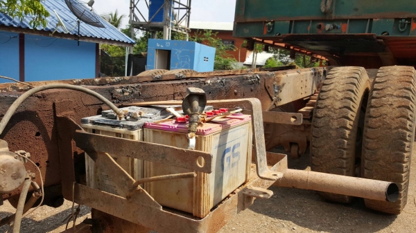 ขาย หัวคัสซี 10 ล้อ เพลาเดียว คัสซีหัวยาว วางหัวจัมโบ้ เครื่อง 6BF1 185 แรงม้า เกียร์ร็อคเสื้อลาย ช่วงล่าง 240 เบรคทิฟฟี่ มีสโลว์กลาง คานหน้าใหญ่ พวงมาลัยพาวเวอร์ ทะเบียนครบพร้อมโอน ราคาต่อรองได้ครับ ขาย หัวคัสซี 10 ล้อ เพลาเดียว คัสซีหัวยาว วางหัวจัมโบ้ เครื่อง 6BF1 185 แรงม้า เกียร์ร็อคเสื้อลาย ช่วงล่าง 240 เบรคทิฟฟี่ มีสโลว์กลาง คานหน้าใหญ่ พวงมาลัยพาวเวอร์ ทะเบียนครบพร้อมโอน ราคาต่อรองได้ครับ