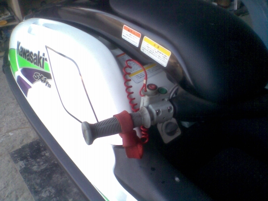 ขายเจ็ตสกี Kawazaki  SXi pro750 พร้อมขาตั้งค่ะ