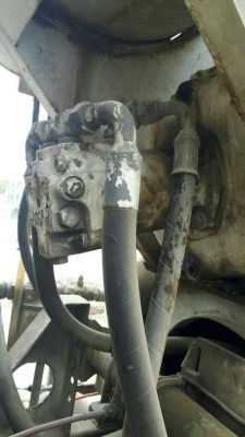 Hino ZM303 โม่ตรง 6.5 คิว เครื่อง EK100-260 แรง หัวบาง ยางดี คัสชีสวย เล่มทะเบียน