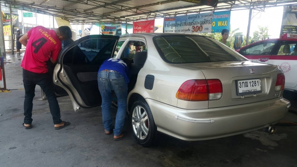 ขาย civic ตาโต a/t v-tec 4abs เซ็นทรัลล็อก กุลแจรีโมท 2 ชุด