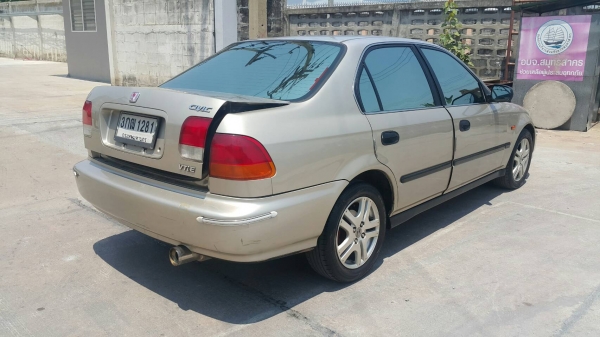 ขาย civic ตาโต a/t v-tec 4abs เซ็นทรัลล็อก กุลแจรีโมท 2 ชุด