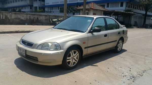 ขาย civic ตาโต a/t v-tec 4abs เซ็นทรัลล็อก กุลแจรีโมท 2 ชุด