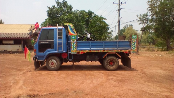 **640,000 บ.ต่อรอง/// 6ล้อดั้มดิน ISUZU ROCKY FRR-195 แรง ประกอบ ปี48 เครื่อง/เกียร์ เดิม แน่น แรงดี ช่วงล่างFหน้า-หลัง พาวเวอร์/ทริฟฟี่/แอร์ กระบะดั้ม5ตัน3.60ม.ยิงหน้า ยาง8.25/16 รถสวย พร้อมใช้ เล่มฯ ครบ **ขาย ISUZU ROCKY FRR-195HP 6ล้อดั้มดิน5คิว สภาพดี **640,000 บ.ต่อรอง/// 6ล้อดั้มดิน ISUZU ROCKY FRR-195 แรง ประกอบ ปี48 เครื่อง/เกียร์ เดิม แน่น แรงดี ช่วงล่างFหน้า-หลัง พาวเวอร์/ทริฟฟี่/แอร์ กระบะดั้ม5ตัน3.60ม.ยิงหน้า ยาง8.25/16 รถสวย พร้อมใช้ เล่มฯ ครบ **ขาย ISUZU ROCKY FRR-195HP 6ล้อดั้มดิน5คิว สภาพดี