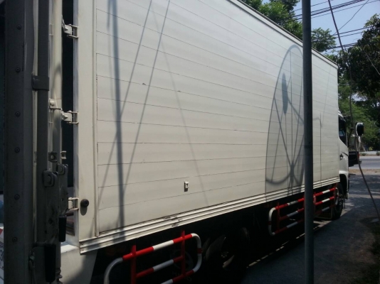 รถฮีโน่ 10 ล้อ ( ตู้แห้ง ) 175 แรงม้า. ปี 56.  ( รถวิ่ง 14x,xxx กม. )    สนใจติดต่อ  081 - 6079515