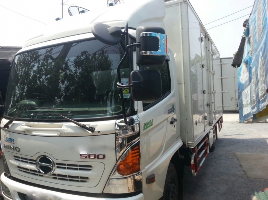 รถฮีโน่ 10 ล้อ ( ตู้แห้ง ) 175 แรงม้า. ปี 56.  ( รถวิ่ง 14x,xxx กม. )    สนใจติดต่อ  081 - 6079515