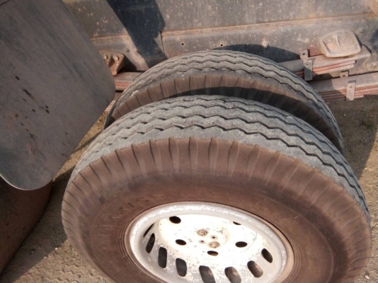 รถฮีโน่ 6 ล้อดั้ม FC4J 150 แรงม้า. ปี 48.  ( รถวิ่ง 2xx,xxx กม. )     สนใจติดต่อ  081 - 6079515