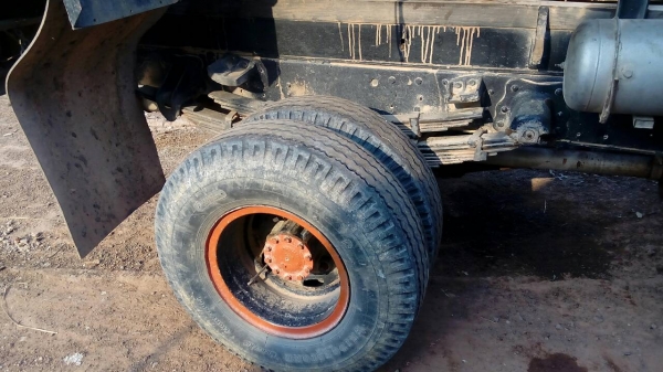 6ล้อดัมพ์ 5 คิว FC  6 เกียร์เดินหน้า  465000 (ราคาคุยได้ขายเอง)