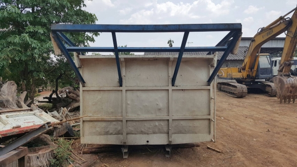 ขาย ชุดกระบะดั้มสามมิตร ยาว 6 เมตร กว้าง 2.40 เมตร คัสซีเทียมกว้าง 87 ซม. ยกลงจาก 10 ล้อ HINO