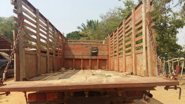 สิบล้อหัวยาว isuzu 2เพาใหญ่สโลกลาง เครื่อง EH700 จิฟฟีเพาเวอร เอกสารครบพร้อมโอน