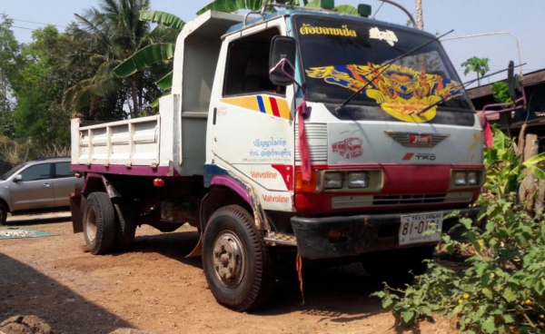 ขาย 6 ล้อดั้ม HINO KM777 เครื่อง WO4D 117 แรงม้า เกียร์ HO คัสซีสวยตลอดเส้น ช่วงล่าง FC4J ทะเบียนพร้อมโอน